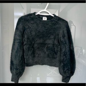 Aritzia Sunday Best cropped sweater